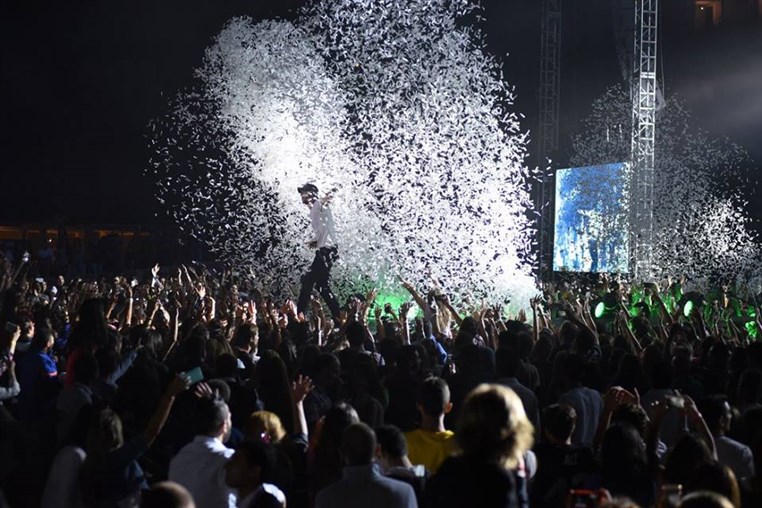 Enrique Iglesias at Ehdeniyat